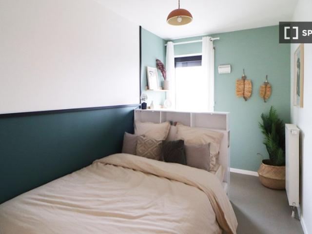 Chambre en colocation à louer à Rosa Parks, Paris