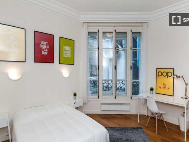 Chambre dans un appartement partagé de 4 chambres à Saint Merri, Paris