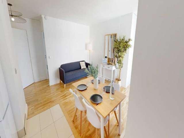 Chambre en colocation à louer à Violet Commerce, Paris