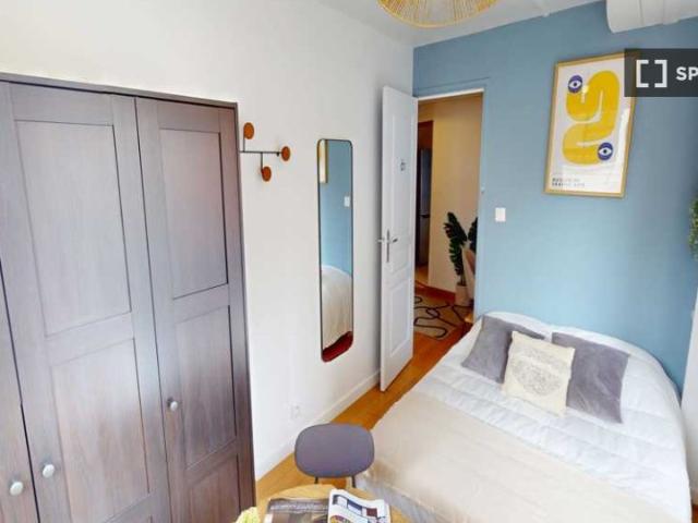 Chambre en colocation à louer à Violet Commerce, Paris
