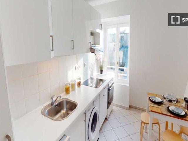 Chambre en colocation dans un appartement de 4 chambres à louer à Paris