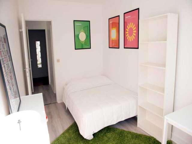 Chambre en colocation à louer, Alleray Procession, Paris