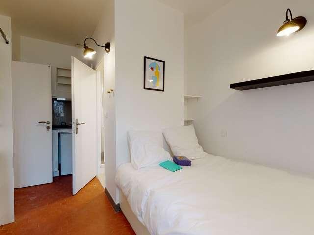 Chambre en colocation à louer aux Chartreux, Marseille