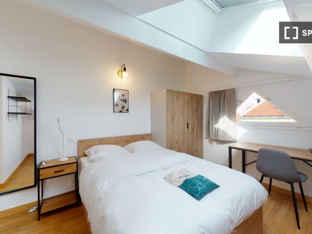 Chambre en colocation à louer dans le Centre Sud Est