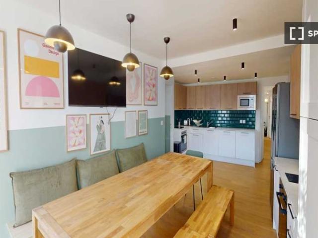 Chambre en colocation dans le Faubourg Montmartre, Paris