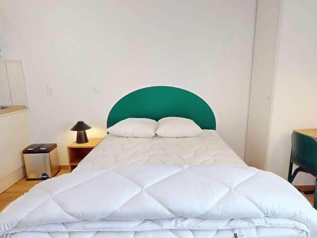 Chambre en colocation à louer dans le Grand Centre, Paris