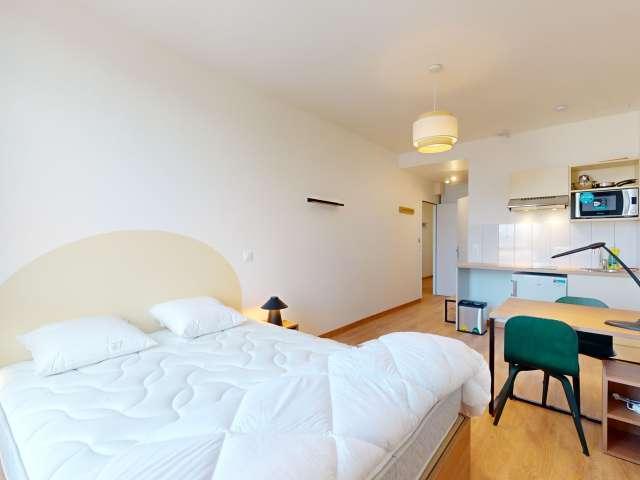 Chambre en colocation à louer dans le Grand Centre, Paris