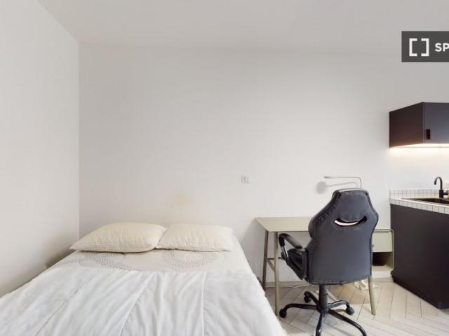 Chambre en colocation à louer, Fontainebleau, Paris