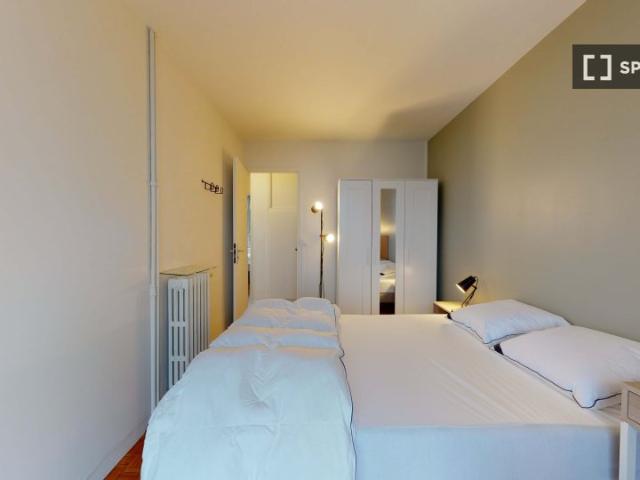 Chambre à louer dans un appartement de 15 chambres, Palaiseau, Paris