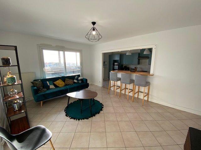 Chambre en colocation Allée de Nossi Bé Location Appartement nantes: 99.7 m2
