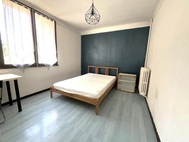 CHAMBRE EN COLOCATION DANS T5 AIX EN PROVENCE