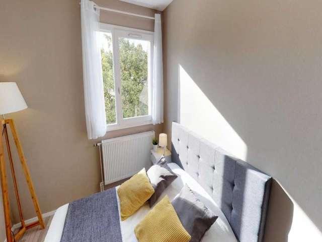 Chambre en colocation dans un appartement de 4 chambres à louer, Gerland, Lyon