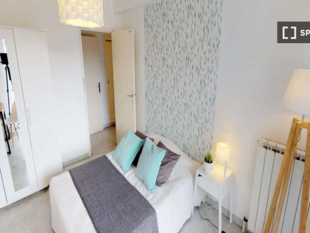Chambre en colocation dans un appartement de 5 chambres à louer à Montpellier