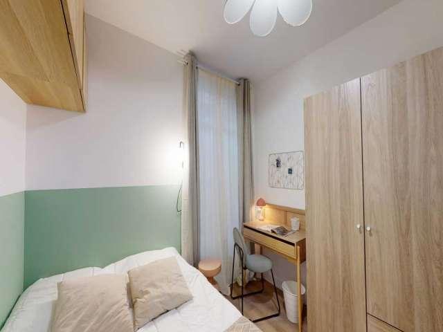 Chambre en colocation, Faubourg Saint Louis, Paris