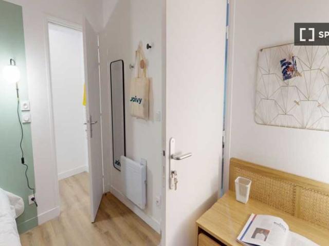 Chambre en colocation, Faubourg Saint Louis, Paris