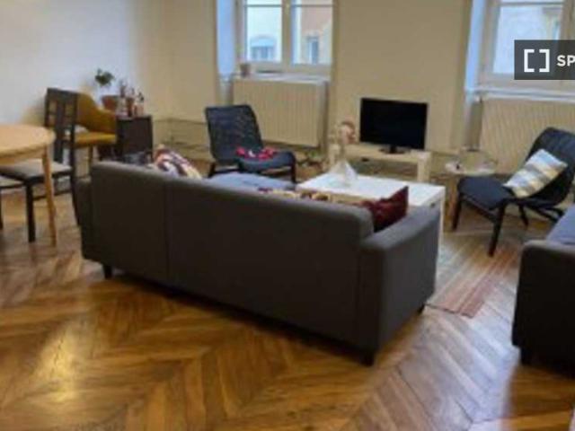 Chambre en colocation T4 à louer à Lyon