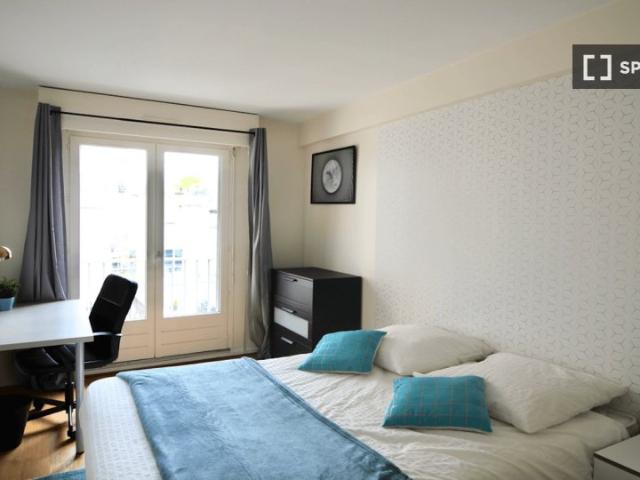Chambre en colocation T4 à louer, Léon Blum, Paris