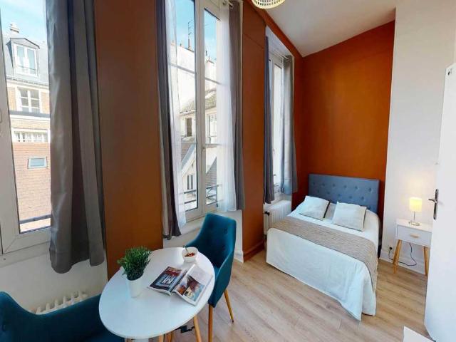 Chambre in Paris Quai D'anjou 75004