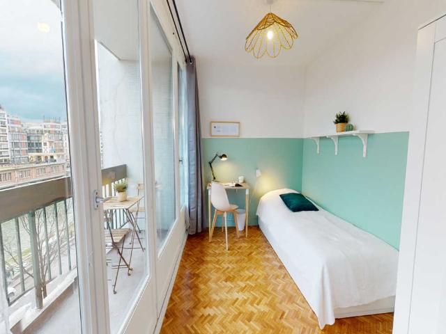 Chambre à Paris Quai De Jemmapes, Hopital Saint Louis