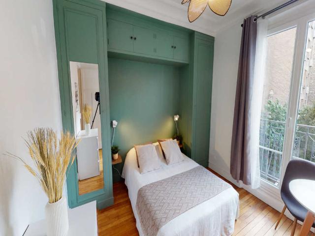 Chambre à Paris Rue Du Père Brottier, Auteuil