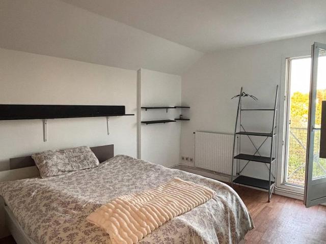 Chambre lumineuse 12m² – Jardin, terrasse, en face