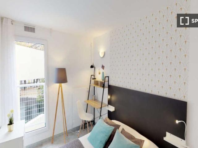Chambre partagée à louer à Parc Nord, Nanterre
