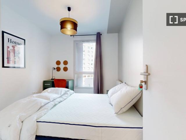 Chambre partagée à louer à République, Paris