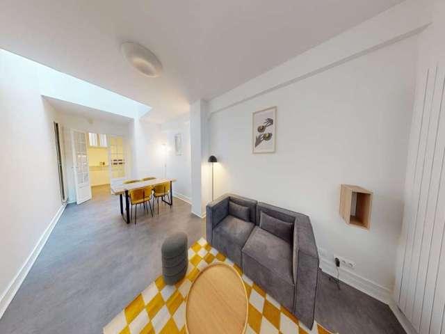 Chambre en colocation à La Fourche Guy Môquet, Paris