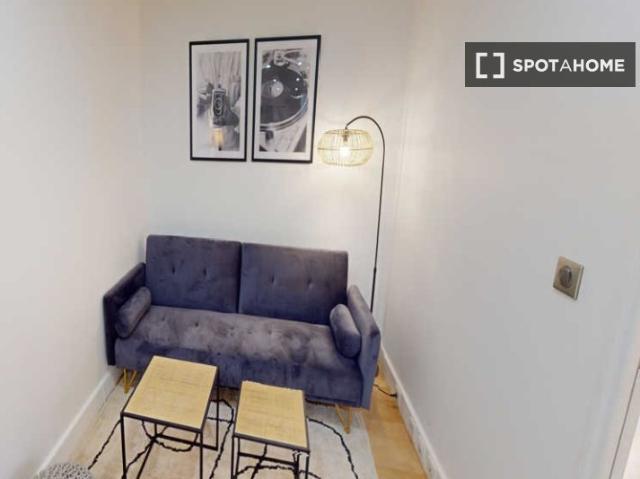 Chambre partagée, appartement de 5 chambres à Cambronne Garibaldi