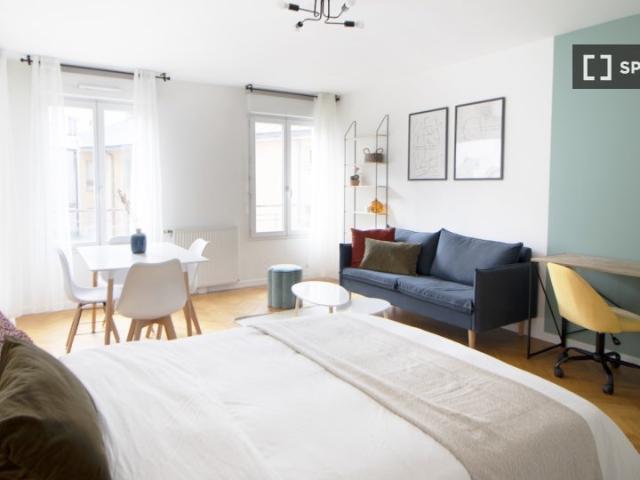 Chambre partagée, La Plaine, Paris