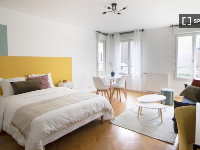 Chambre partagée, La Plaine, Paris