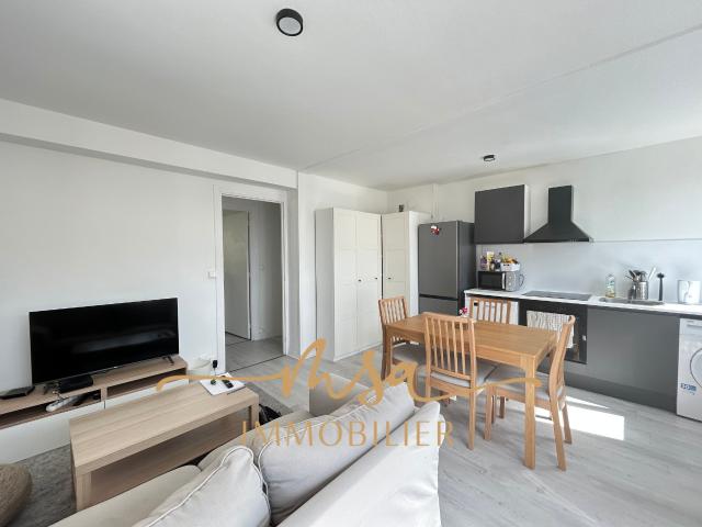 CHAMBRE privative dans Colocation T4 meublé de 64 m2 = Préfecture de Rouen