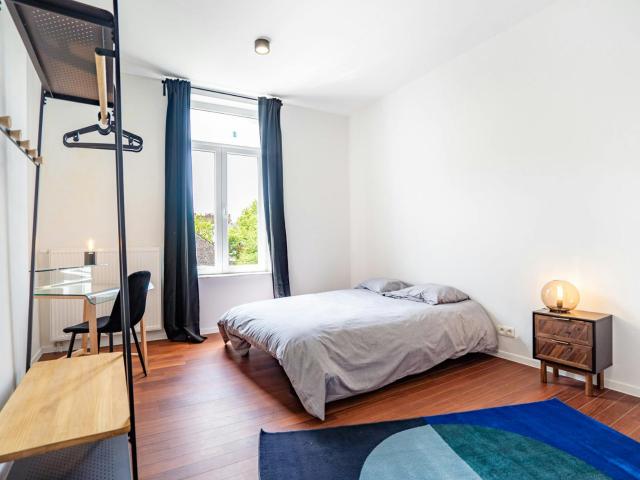Chambre privée à louer à Charleroi, Rue Isaac