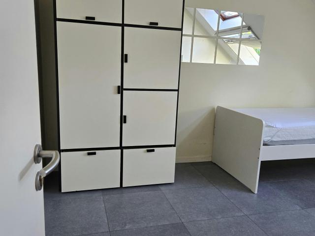 Chambre privée à louer à Anderlecht, Lenniksebaan