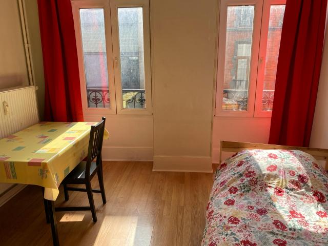 Chambre privée à louer à Brussels, Rue Saint Christophe