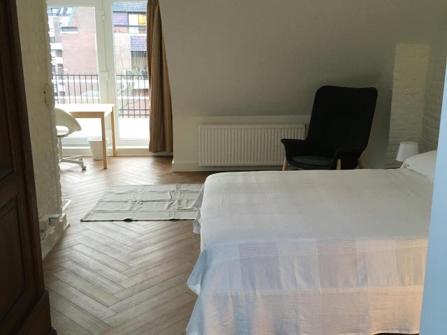 Chambre privée à louer à Ixelles, Rue Caroly