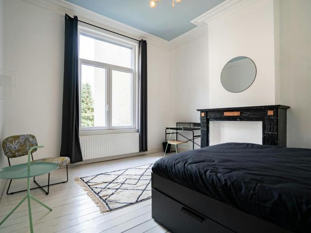 Chambre privée à louer à Ixelles, Rue de Hennin