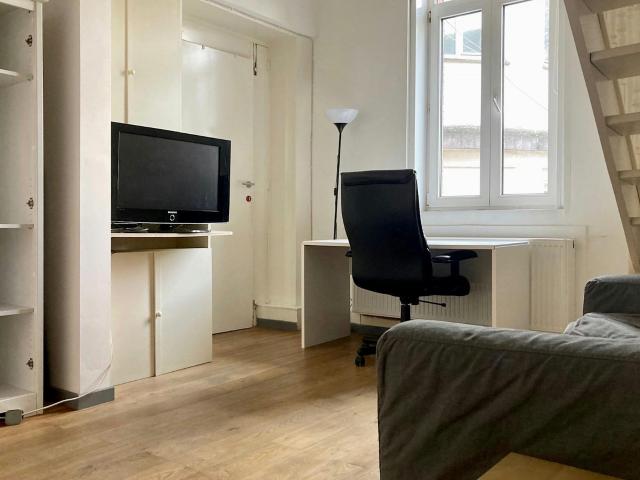 Chambre privée à louer à Ixelles, Rue du Trône