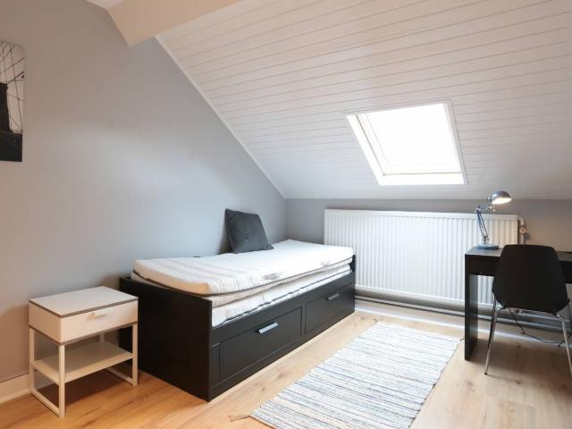 Chambre privée à louer à Ixelles, Rue Souveraine