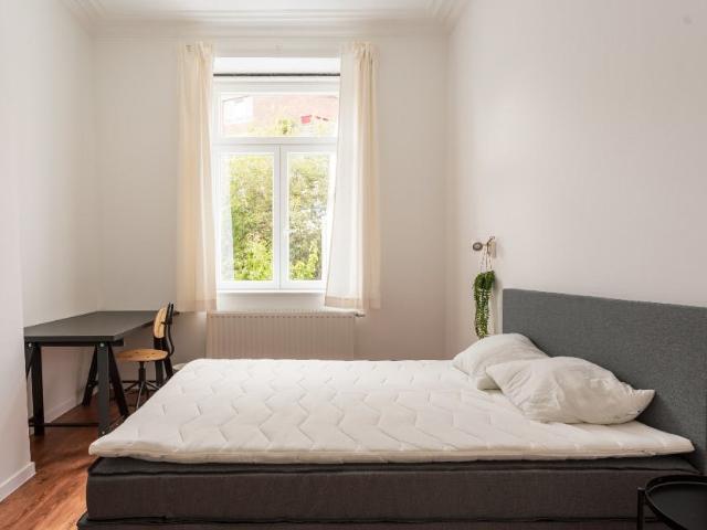 Chambre privée à louer à Ixelles, Rue Wayenberg