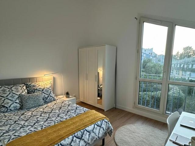 Chambre rénovée à neuf Noisiel RER A 700 mètres