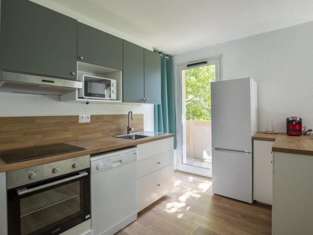Chambre rénovée au pied des remparts