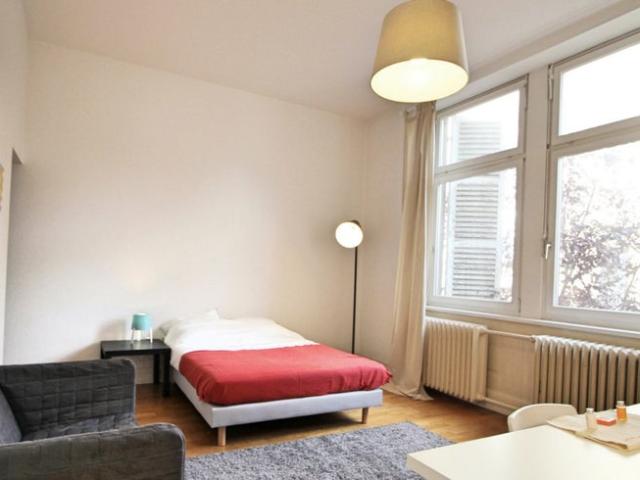 Chambre spacieuse et chaleureuse – 22m²