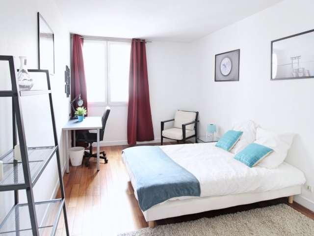 Chambre spacieuse et lumineuse 16m² PA13