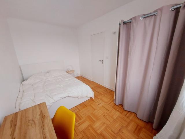 Chambre 10 m² coloc – T4, proche gare & tram
