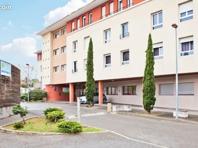 Chambre 1 pièce 19 m²