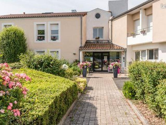 Chambre 1 pièce 23 m²