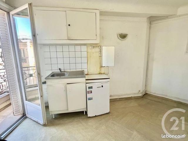 Chambre 1 pièce 8 m²