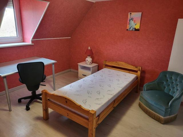 chambre 25m2 meublee douche wc prives et annexe