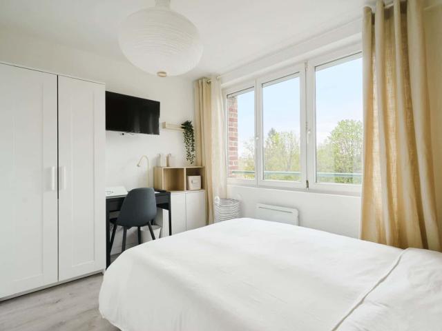Chambre 2 LA BASSEE M